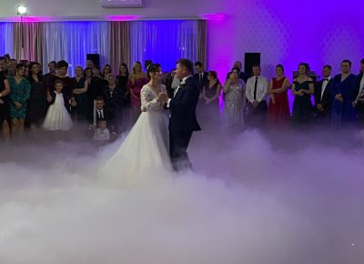 Ci__ki_dym_na_wesele_wynajem_Warszawa_atrakcje_na_wesele